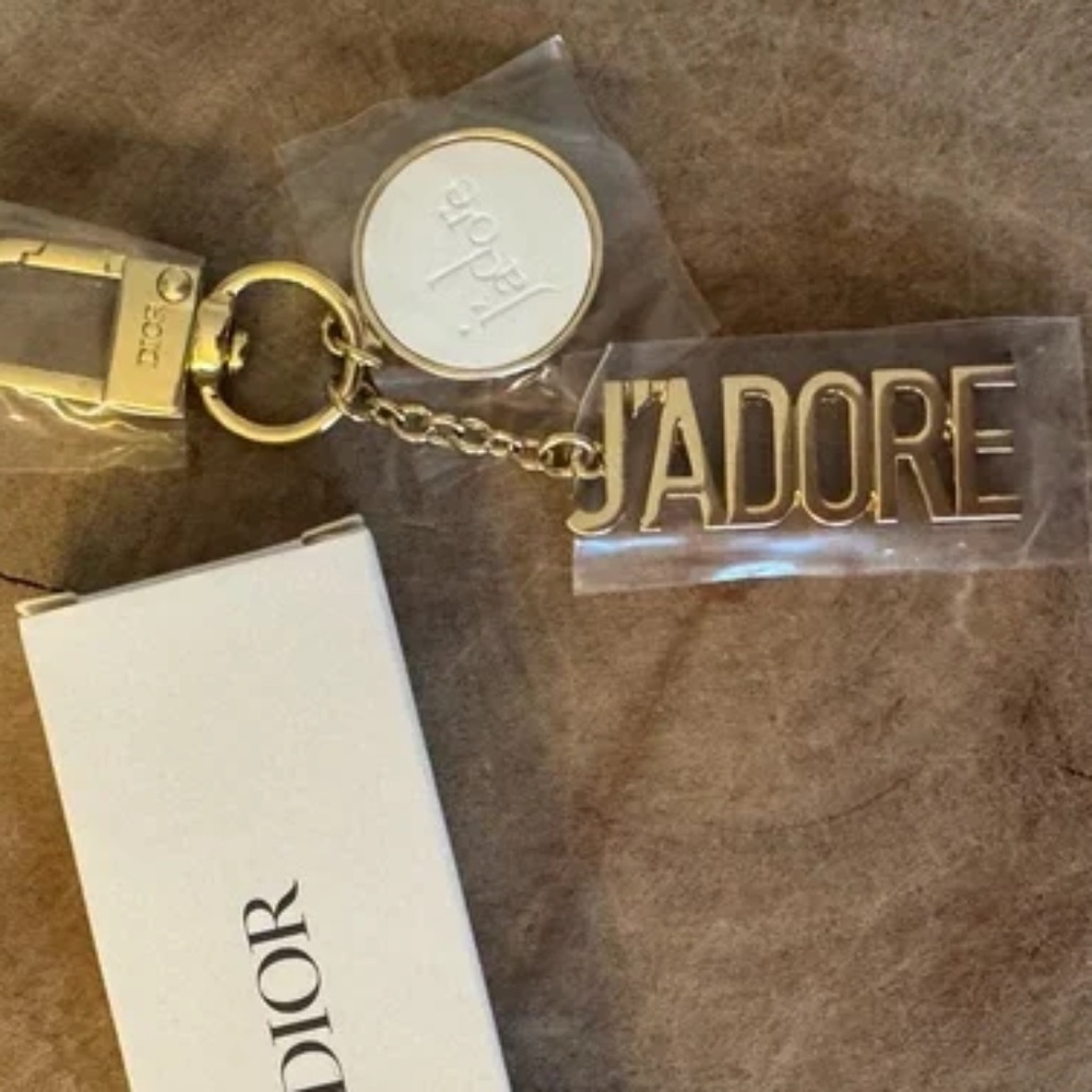 💋 Dior J'adore Gold Keychain/Bag Charm (NIB) NWT Dior - Picture 1 of 4